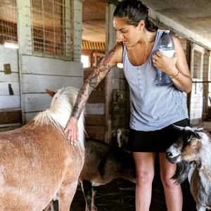 Meet your Posher, Daniela